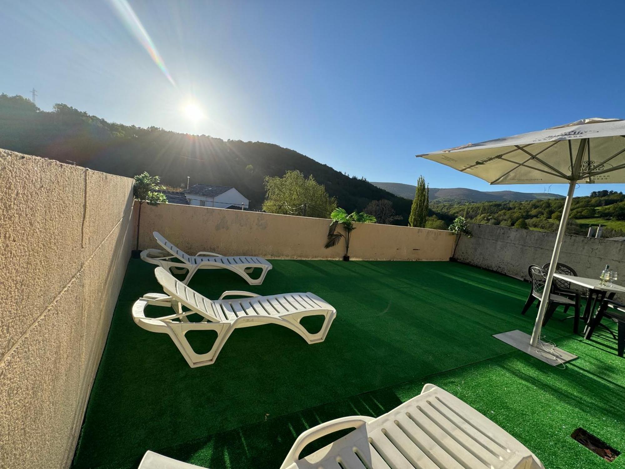 Triacastela Sunset Terrace Apartamento Exterior foto